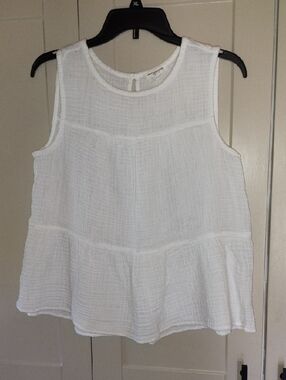Abercrombie & Fitch White Sleeveless Gauze Peplum Tank